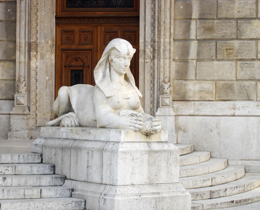 Sated sphinx